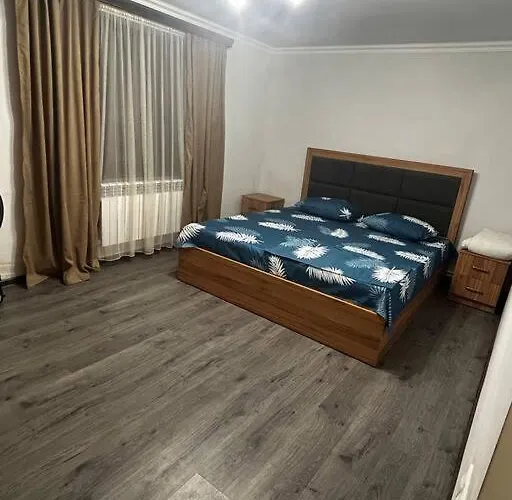 1Cosy Apartment Near Airport Evn