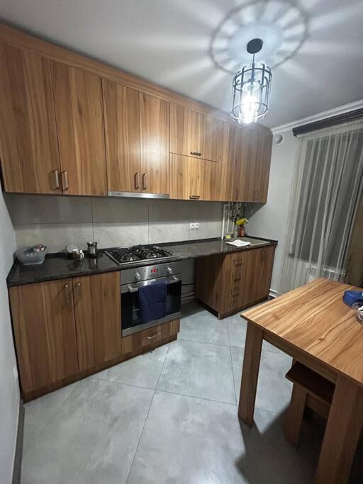 1cosy Near Airport Evn * Yerevan